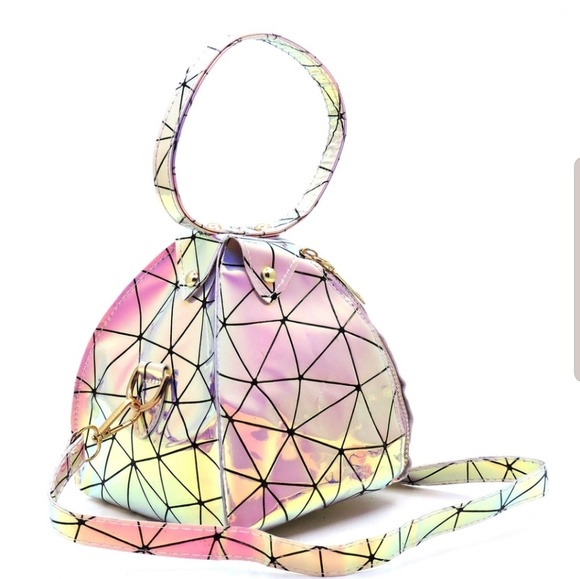 💥NEW ARRIVAL!💥 Hologram Tetrahedron Satchel - Picture 3 of 5